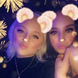 Meet your Posher, Kayla